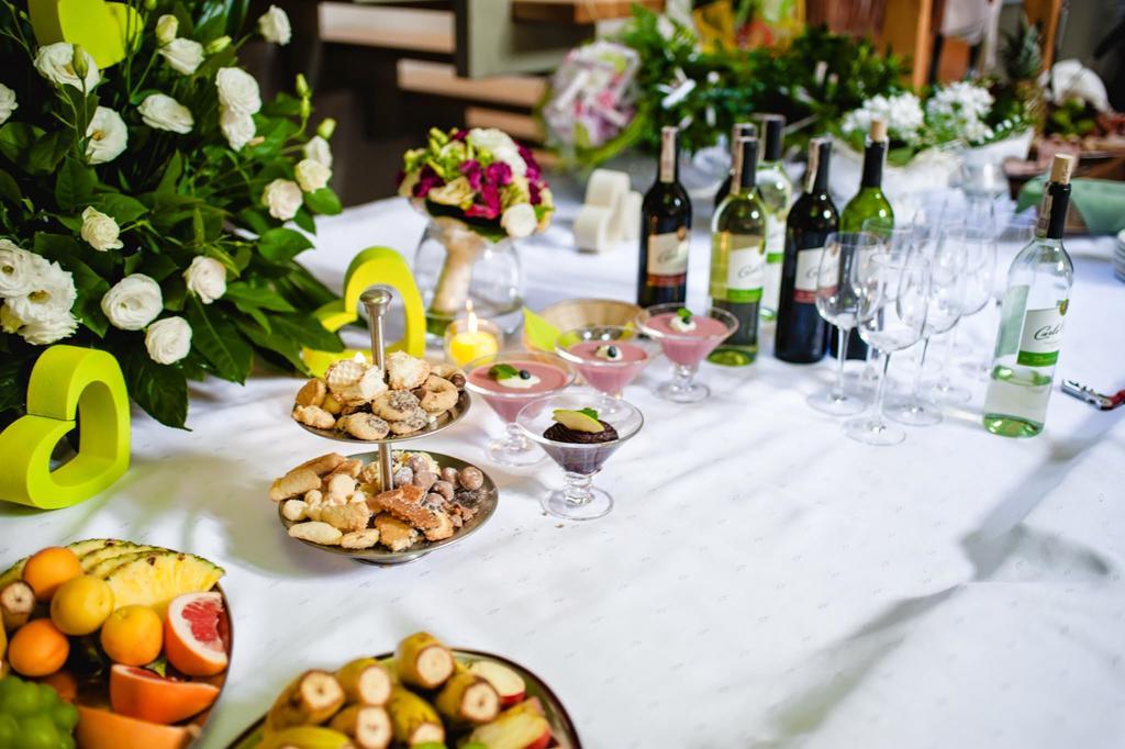 Centrum Restauracyjno-Hotelowe Florres Pawlowiczki ภายนอก รูปภาพ